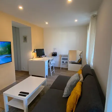 Modern And Well Done Flat Geneva - Self Check-In Apartment Saint-Genis-Pouilly Exterior photo