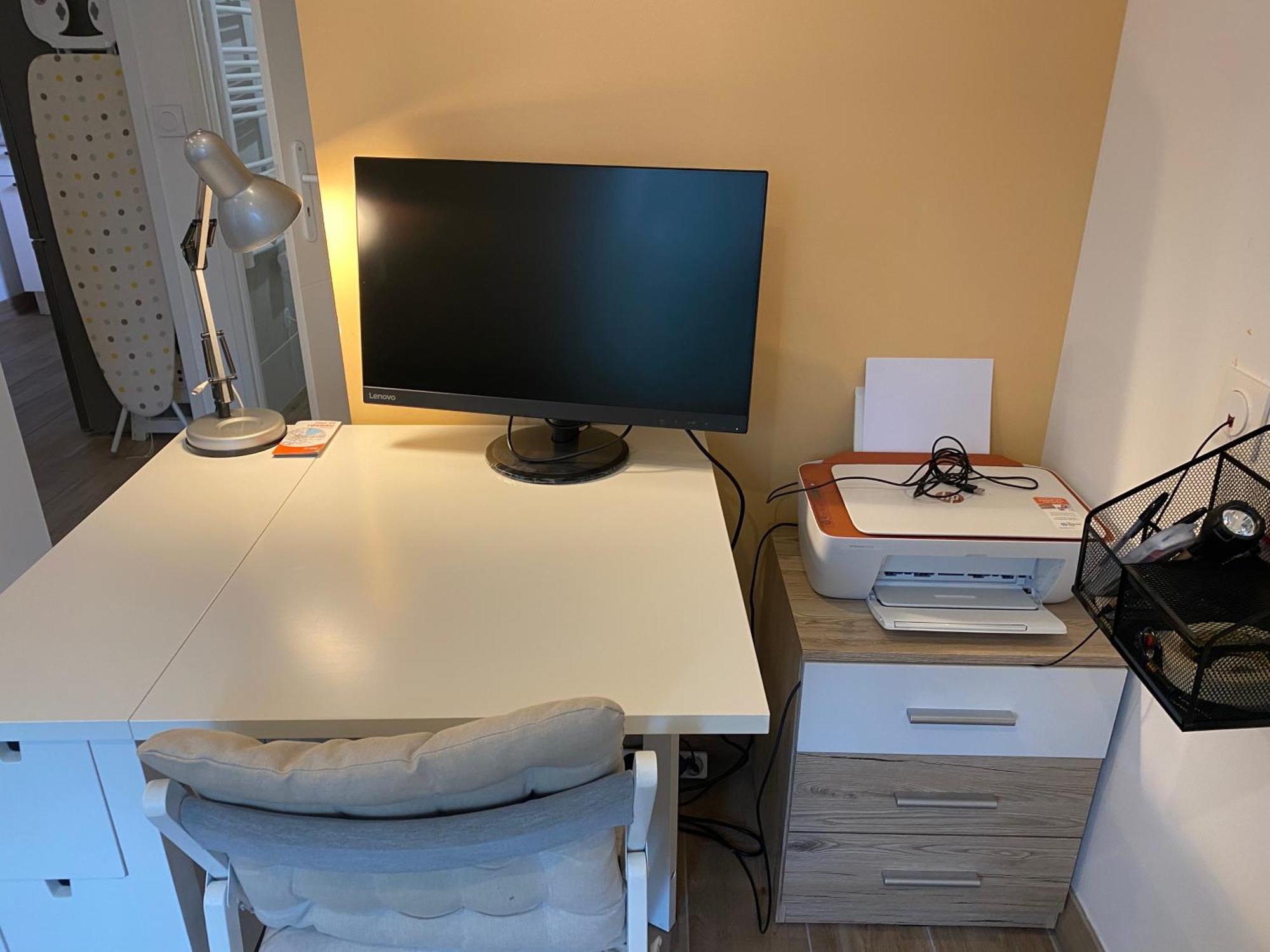 Modern And Well Done Flat Geneva - Self Check-in Saint-Genis-Pouilly