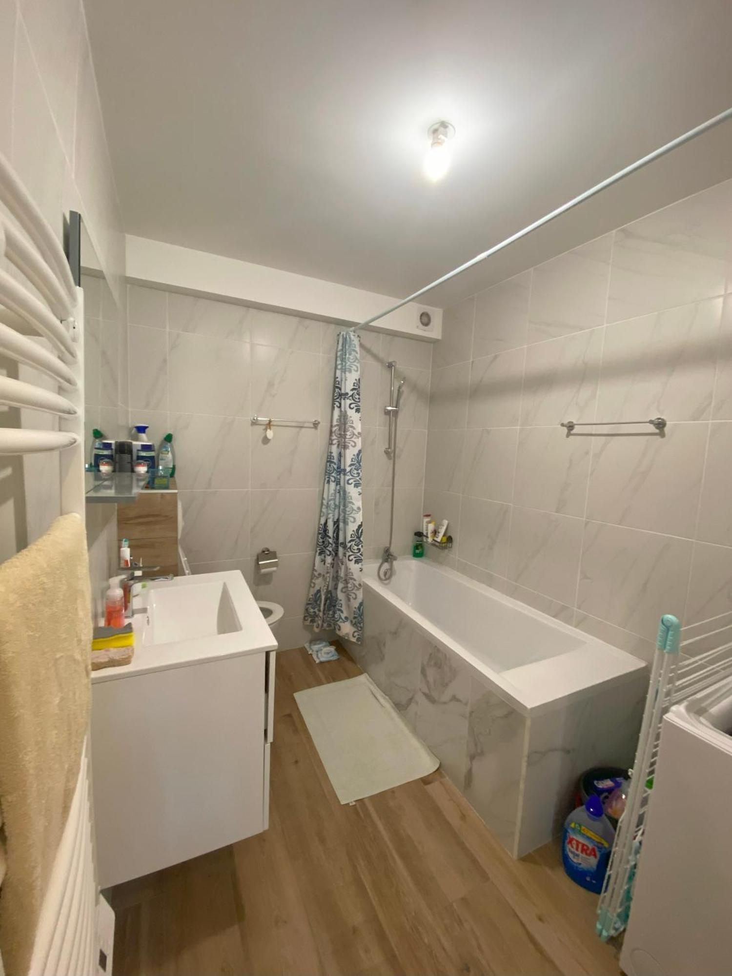 Modern And Well Done Flat Geneva - Self Check-in Apartment